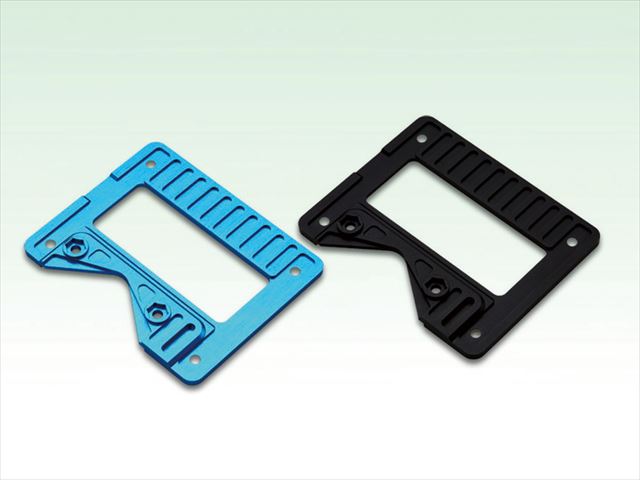 アルミリアアンダープレート タミヤF104用 ブルー Aluminum rear under plate (for TAMIYA F104) blue