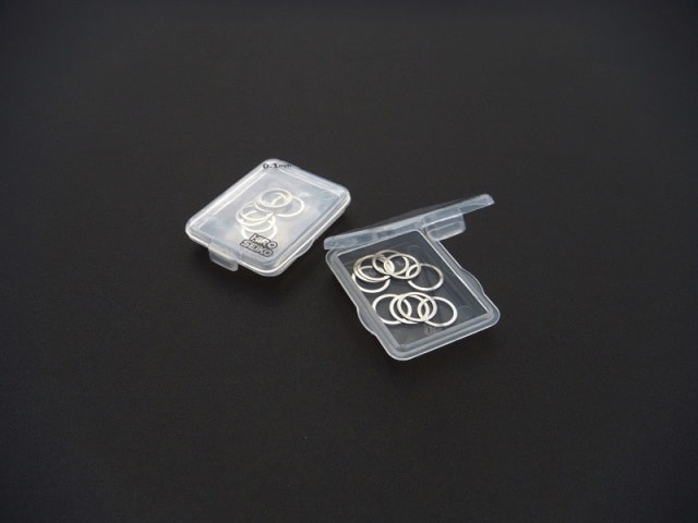 Φ8mmステンレスシムセット(0.1t/0.2t 各10枚入) パーツケース付属 Φ8mm Stainless steel shim Set(0.1t/0.2t Each 10 Pcs. included) Parts case included