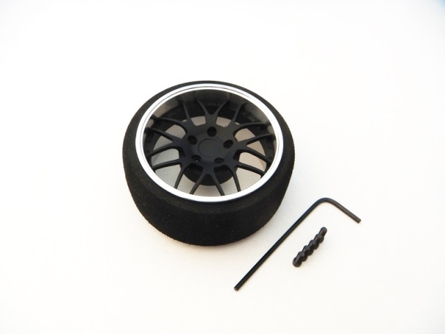 アルミステアリングホイール Y-Type (Fブラック/クロームリム)　Aluminum Steering Wheel Fire fox Racing (F-Black/Chrome)