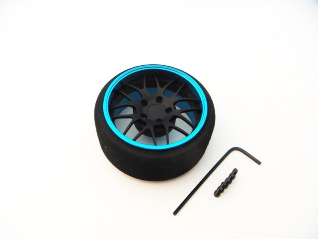 アルミステアリングホイール Y-Type (Fブラック/ライトブルーリム)　Aluminum Steering Wheel Fire fox Racing (F-Black/Light Blue)
