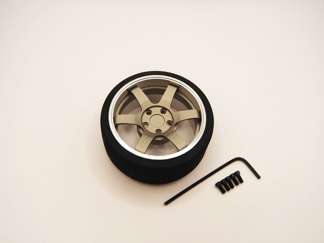 アルミステアリングホイール Racing 6  (Fチタン/クロームリム)　Aluminum Steering Wheel Racing 6 (F-Titan/Chrome)